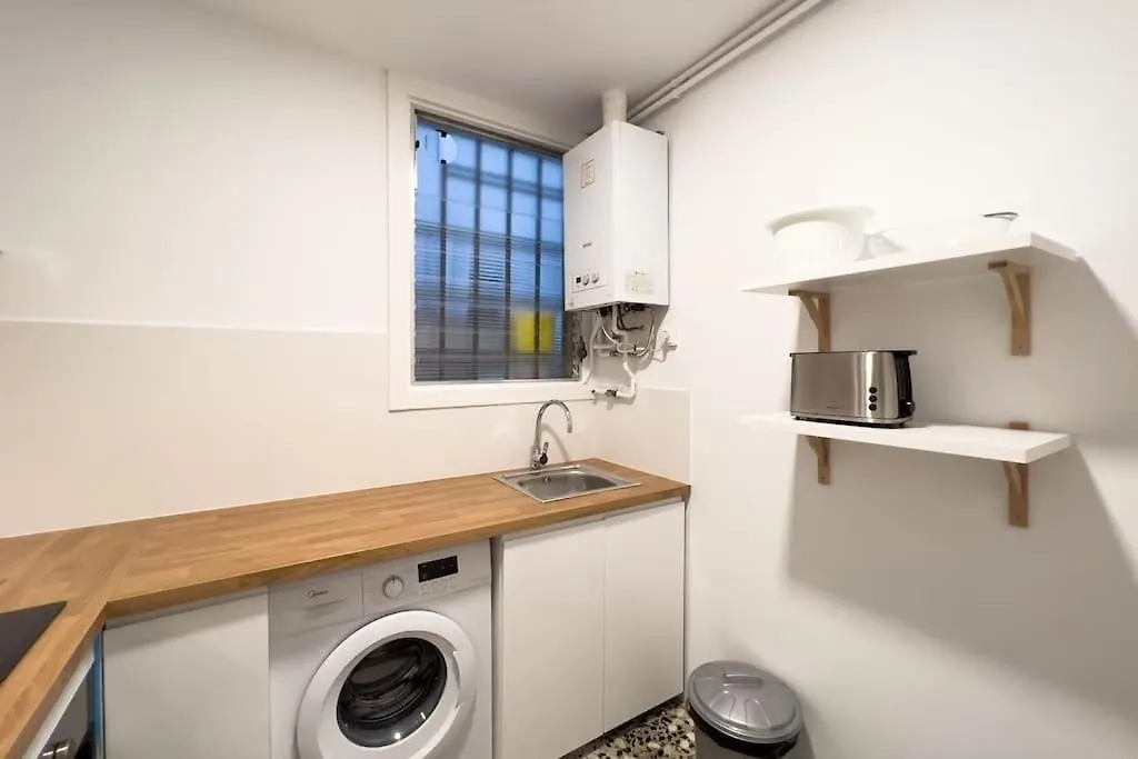Bebarceloner Eixample Apartments - 3 Bedrooms España