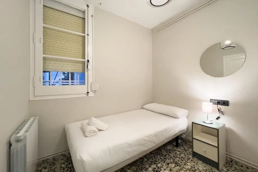Bebarceloner Eixample Apartments - 3 Bedrooms Spain