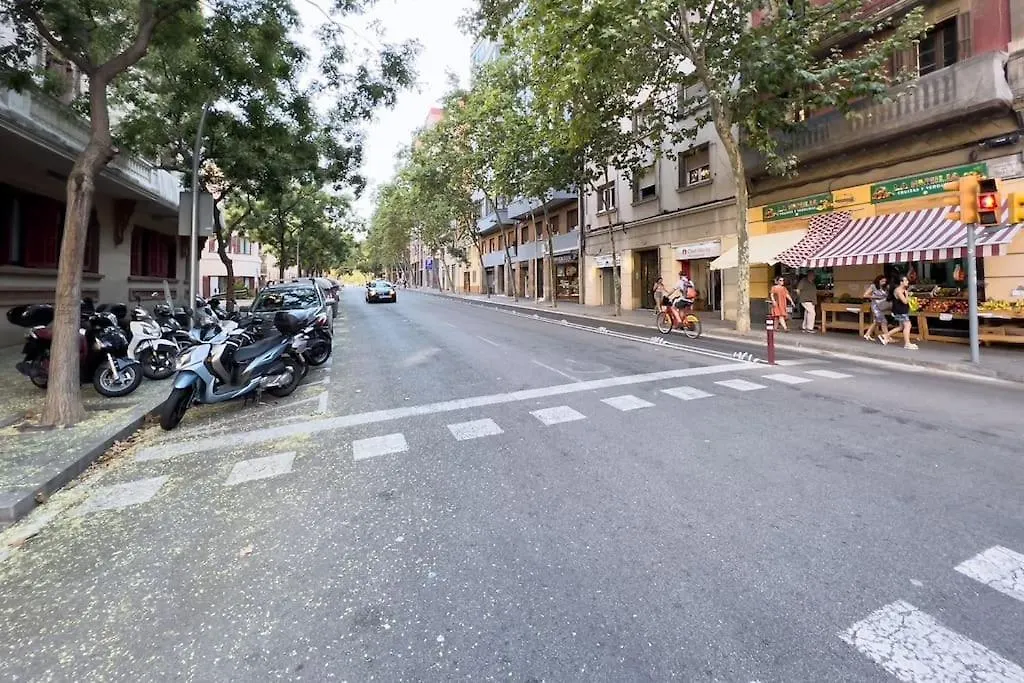 Bebarceloner Eixample Apartments - 3 Bedrooms  Barcelona